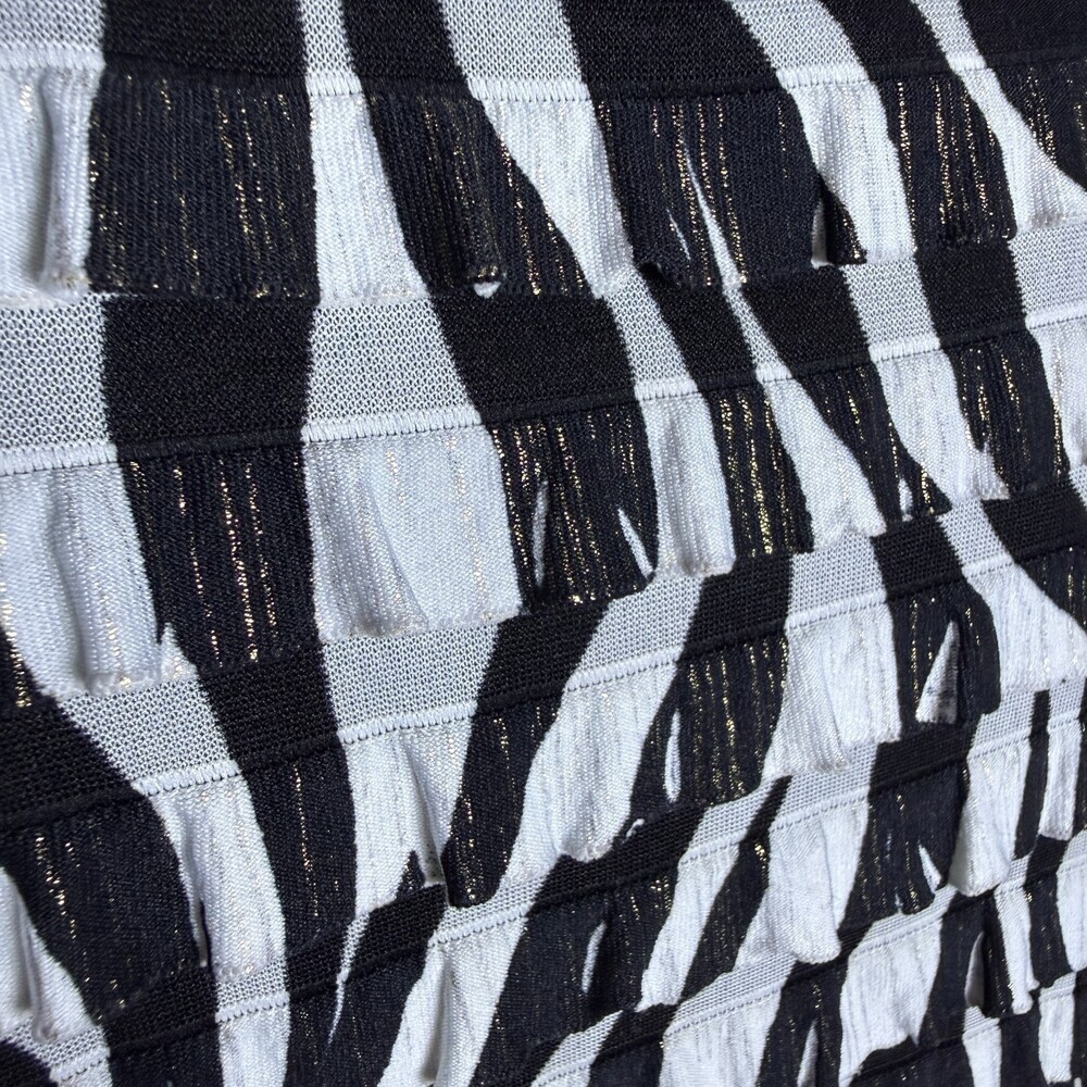 Investments Women's Ruffle Zebra Print Blouse Sz L Black White Gold 3/4 Sleeves - Picture 8 of 14